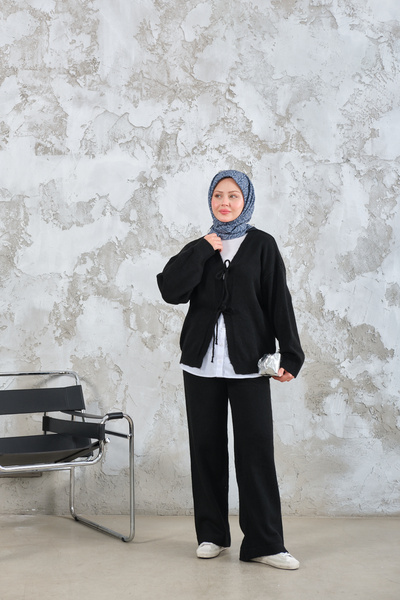 LOCCO Women's Front-Tie Knitwear Set Black