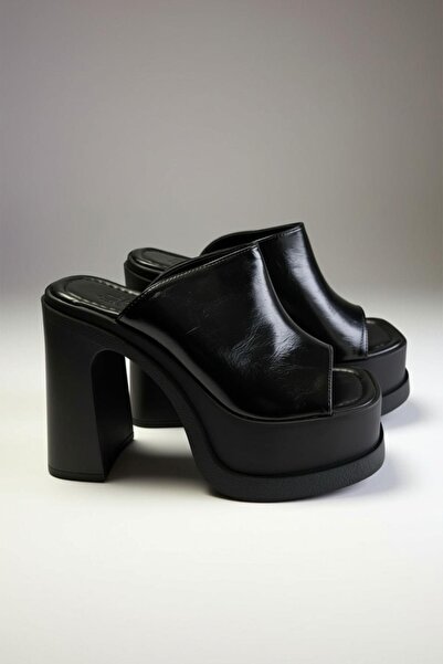 Preshley Women's Marci Black Crisikrugan Wide Strap (12 cm) Platform Heeled S...