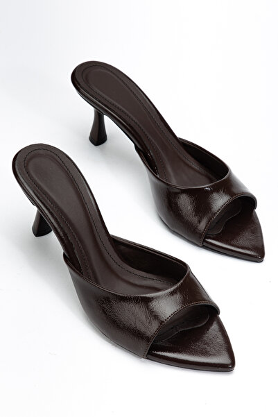 v.s.h velvet Γυναικεία σανδάλια-παντόφλες με λεπτή φτέρνα και λεπτομέρεια στη...