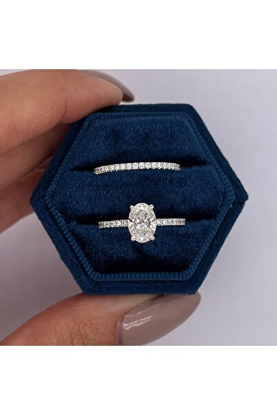 Laboratuvar Pırlantası Lp 1 karat oval kesim tektaş ve tamtur yüzük(kararmaz)