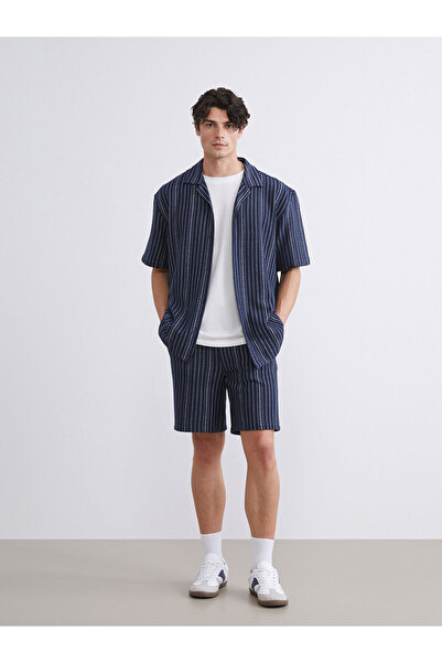 LC Waikiki Nevavm Comfortable Fit Striped Men's Shorts with Difference