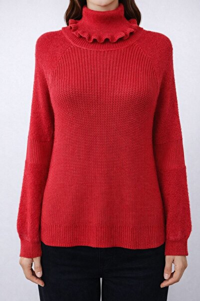 Neden Tekstil Red Ruffle Collar Knit Sweater