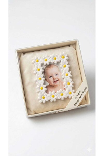 BETİTO Kişiye Özel Papatyalı Fotoğraf Çerçevesi Magnet – Bebek & Anı Hatırası...