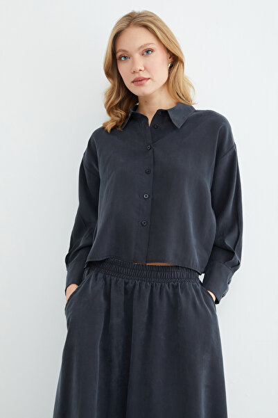 Fulla Moda Basic Buttoned Casual Crop Shirt