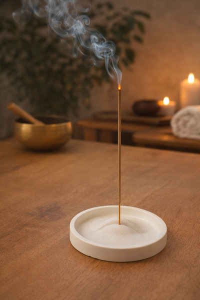 by burcu doğan El Yapımı Beton Taş Dudak Model Tütsülük