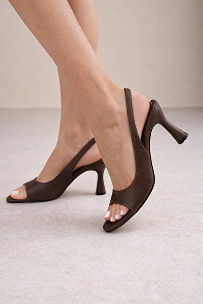 Peta Pantofi cu toc înalt, eleganți, cu vârf ascuțit, pentru femei