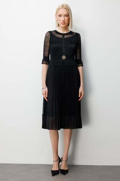 Ekol Boncuk Detaylı Dantelli Elbise