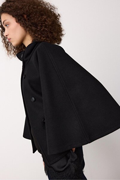 Stradivarius Yumuşak dokunuşlu pelerin ceket