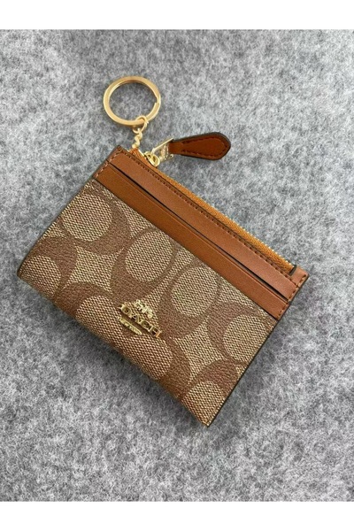 coachoutlet محفظة نقود وحامل بطاقات من ماركة أزياء