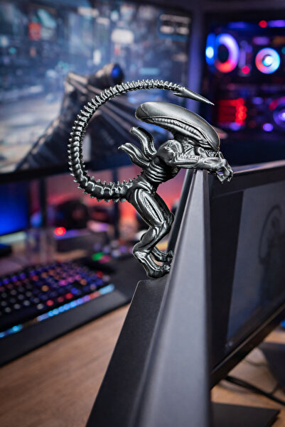ZaxisStudio3D Monitör Üstü Alien Figür – 3D Baskı Dekoratif Uzaylı Süsü