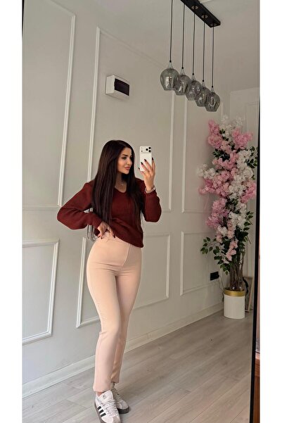 Daves Arka Detay Lastikli Bej Havuç Kesim Kumaş Pantolon