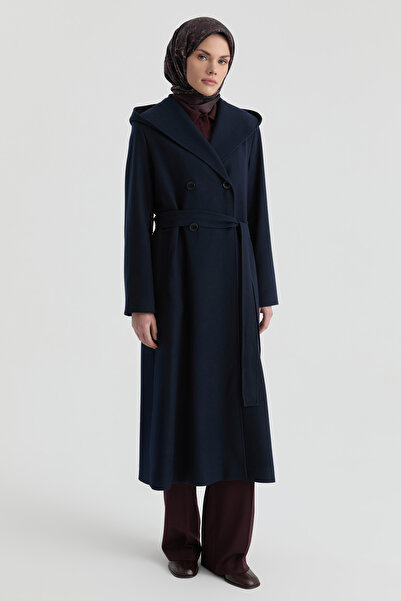 Tuğba Kapüşonlu Geniş Yakalı Kaban - Lacivert