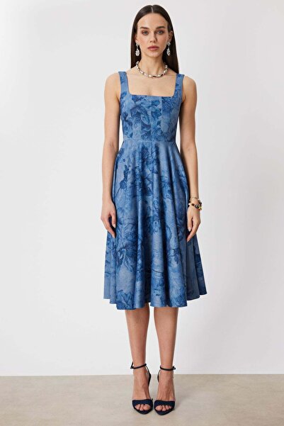 Mi Pret a Porter Mi Desenli Kare Yaka Midi Elbise