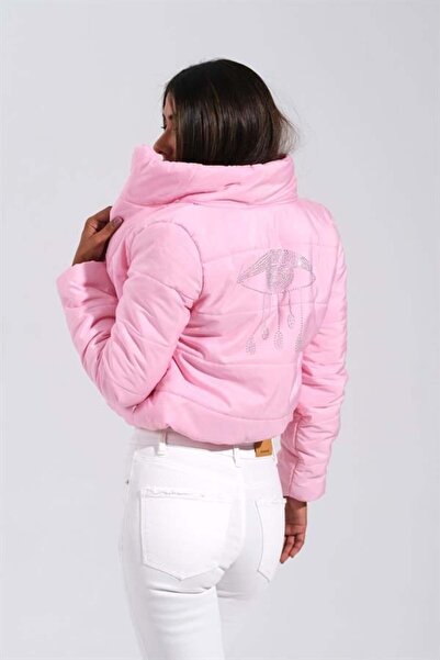 MODANI SEÇ Açık Pembe Sırtı Taş Baskılı Dik Yaka Kısa Şişme Mont
