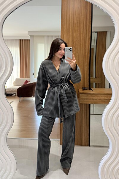 Gizem Ecemiş Wendy Antrasit Çizgili Kaşe Takım