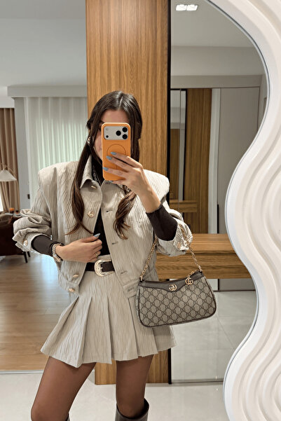 Gizem Ecemiş Aries Bej Vatkalı Ceket
