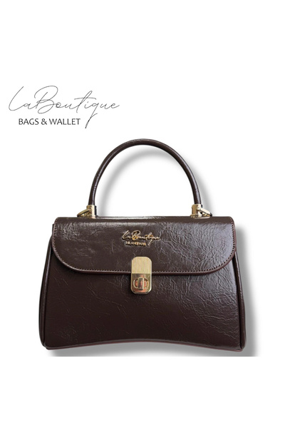 LA BOUTIQUE حقيبة LB 1318 من الجلد اللامع باللون البني