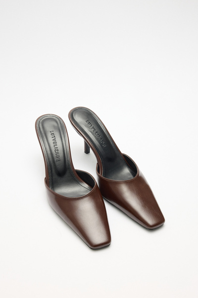 LUTVELIZADE Heeled Shoes 2607 - Blunt Toe Thin Heel Bitter Brown Women's Heels