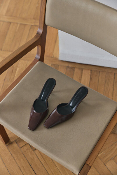 LUTVELIZADE Heeled Shoes 2607 - Blunt Toe Thin Heel Burgundy Women's Heeled S...