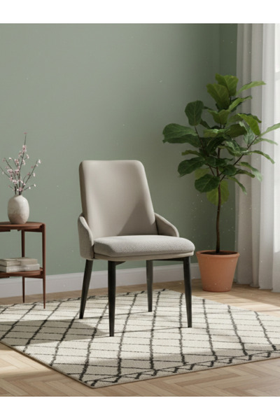 BEC13 كرسي طعام "مودرن" بتصميم عصري وأرجل معدنية سوداء