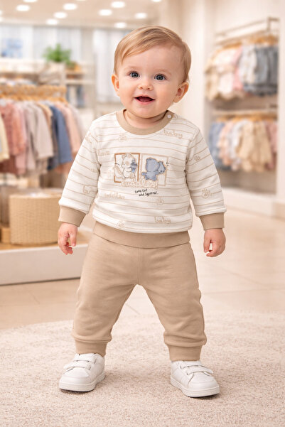 Hoppidik Cat and Squirrel Printed 2-Piece Set with Snap Collar and Cuffs