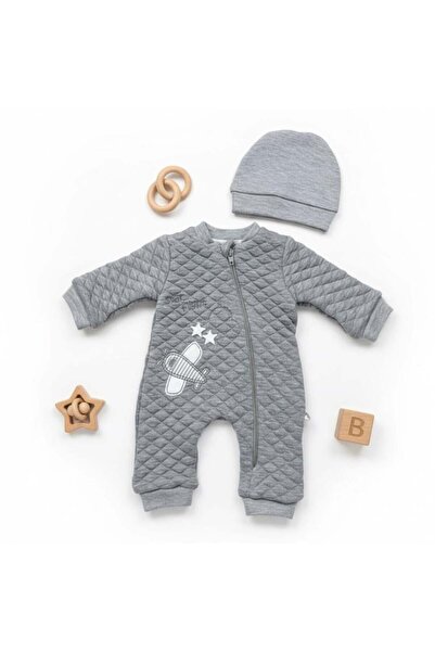 Generic Baby boy's romper with hat, sizes up to 2 months old
