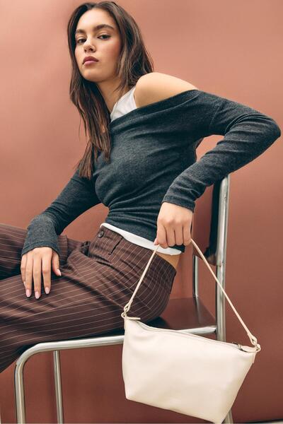 Stradivarius Yumuşak dokunuşlu çapraz askılı çanta