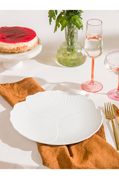 LC Waikiki Shining Store'dan Işıltılı Seçimler Porselen Servis Tabağı 26 cm