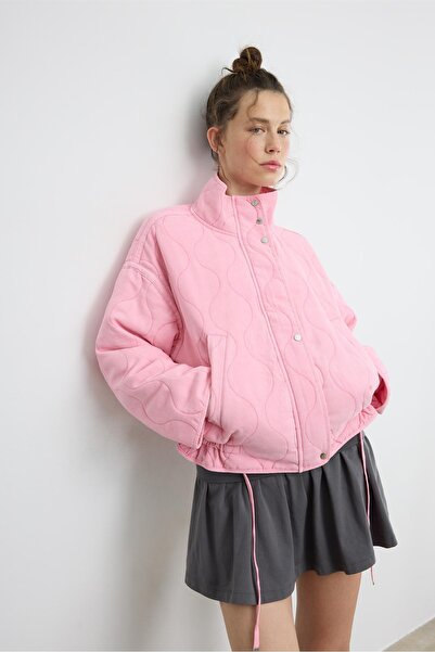 Stradivarius Yüksek yakalı yastıklı ceket