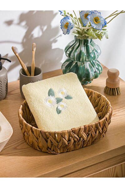 LC Waikiki Nevavm Flower Embroidered Cotton Face Towel 50X80 cm