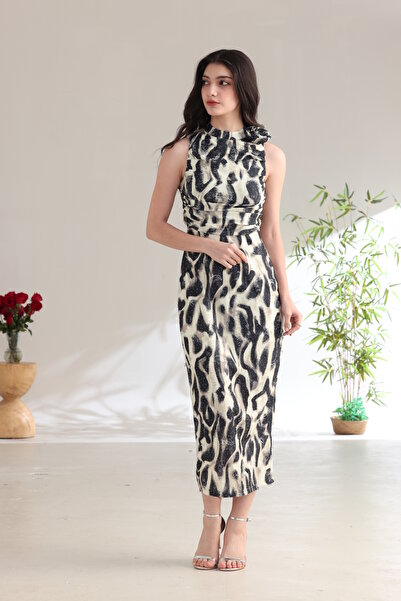 Verona فستان سهرة ميدي مطبوع بدون أكمام بياقة عالية