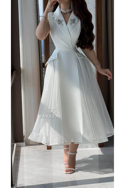 Warazan A soft dress for Eid, available in two types of fabric.