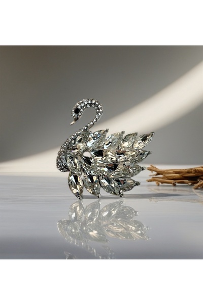 a rose jewelry Trendy Zirkon Taşlı Kuğu Broş
