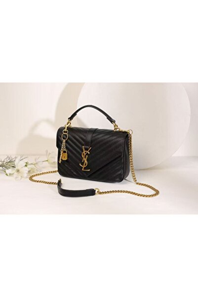 GGG Elegant and stylish women's shoulder bag with all its accessories