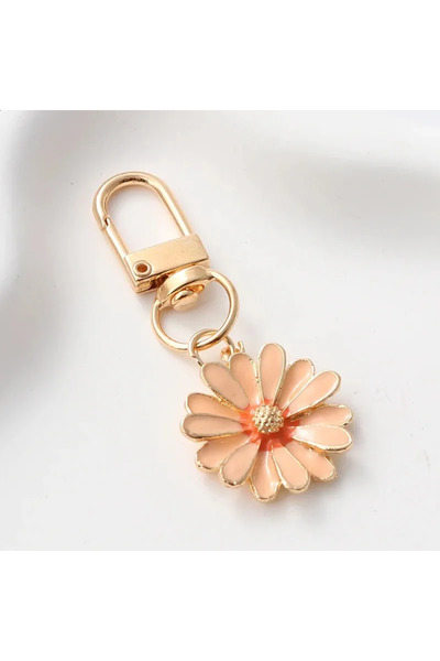 TChic Daisy-Shaped Accessory, Keychain, Bag Wallet Zipper Accessory, Charm