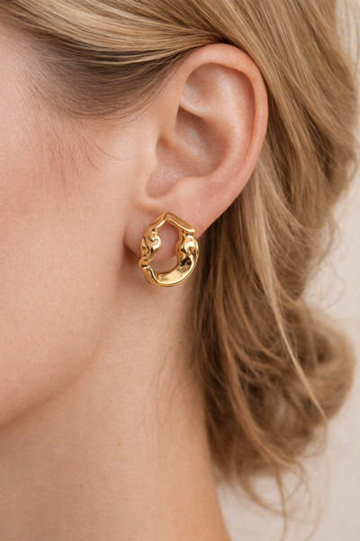 Halkalı Geometrik Desen Gold Küpe