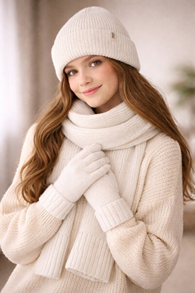 MODA ATKI + BERE + ELDİVEN 3LÜ MÜKEMMEL SET 4-12 YAŞ (MÜTHİŞ DOKULU KUMAŞLA )