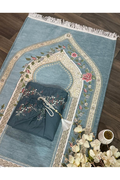 Gerenic Women's prayer set consisting of a prayer mat and a prayer shawl