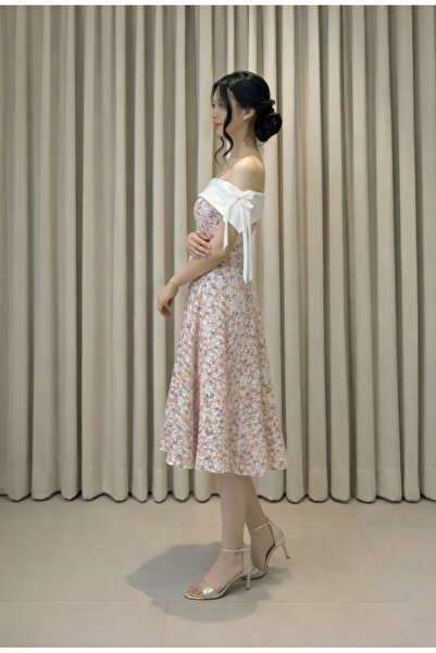 Savina Confusing age dress