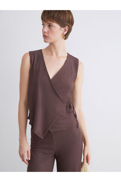 LC Waikiki Özmarka Νέα Σεζόν Διπλόστηθη Μπλούζα με Υφή και Γιακά