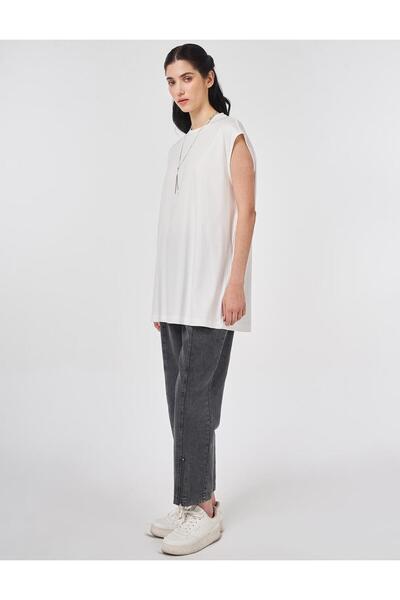 Kayra Zero Sleeve Knitted Blouse Ecru