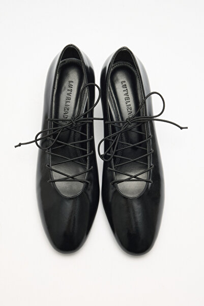 LUTVELIZADE Heeled Shoes 2605 - Black Women's Heeled Shoes with Lace Detail a...