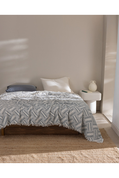 Madame Coco Kylian Double 100% Cotton Bedspread - Gray