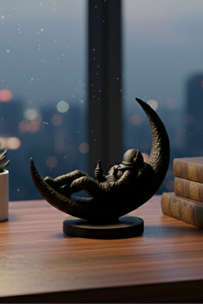 KLYNTO Hediye Astronot ve Ay Temalı Minimalist Dekoratif Obje - Modern Ofis v...