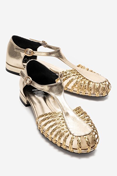 LuviShoes Onos Gold Mesh Detailed Women's Sandals