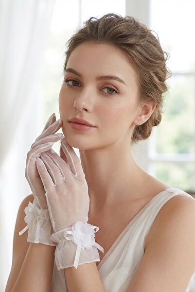 Hobigram Lunaria Fleur Thin Tulle Bridal Gloves with Floral Detail Above the ...