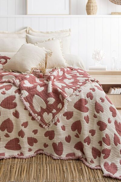 MEET MAYA NATURAL Muslin Quilt with Pink Hearts, Single Size, Lover's Quilt, Sofa Cover