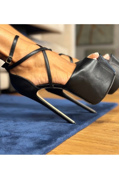 BENOTTİ Atredes Black Heeled Sandals
