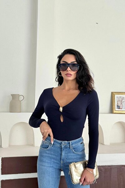 Auroveen V-Neck Long Sleeve Knitted Blouse with Drop Detail Accessories Av10136