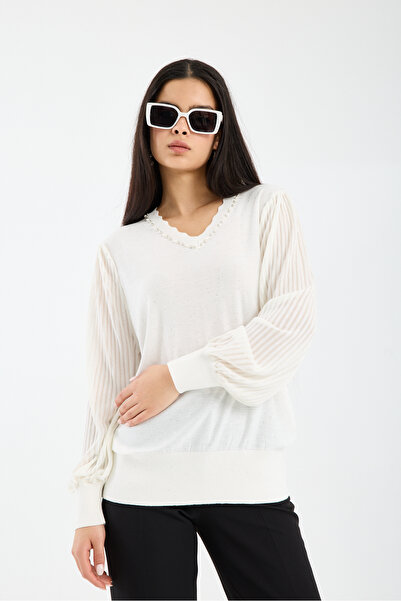 Moda Days Women's White Pearl Detailed V-Neck Sequin Embroidered Viscose Knit...